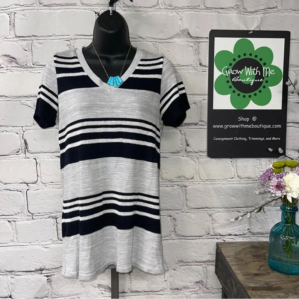 Motherhood Maternity Black and Gray Striped Sweater EUC